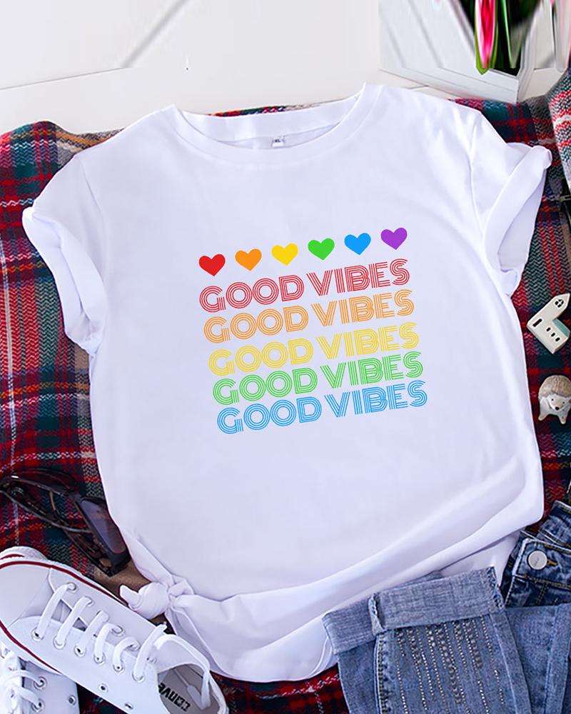 

Short Sleeve Letter Heart Print O-Neck Top, White