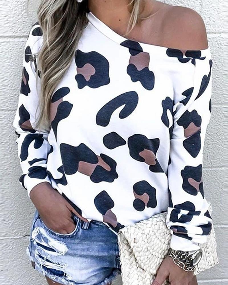 

Cheetah Print One-shoulder T-shirt, White