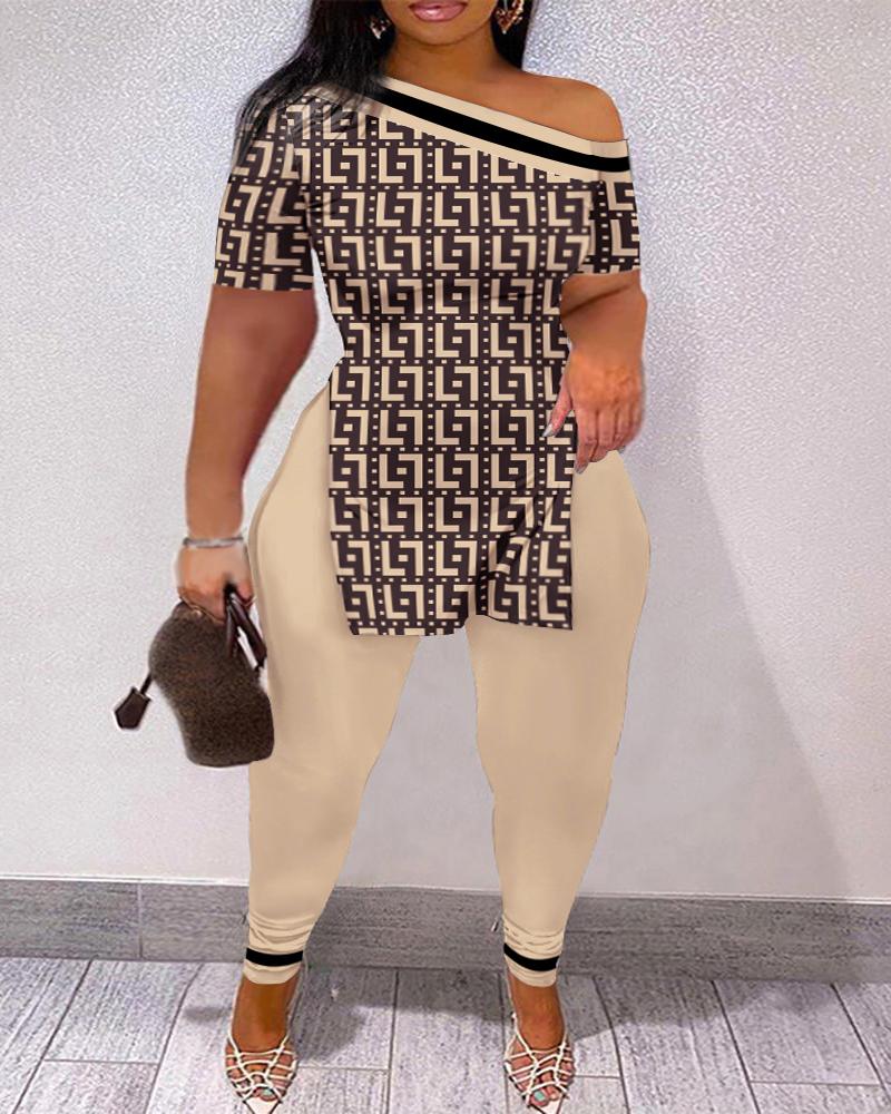 

Plus Size Geometric Print Side Slit Top & Pants Set, Khaki