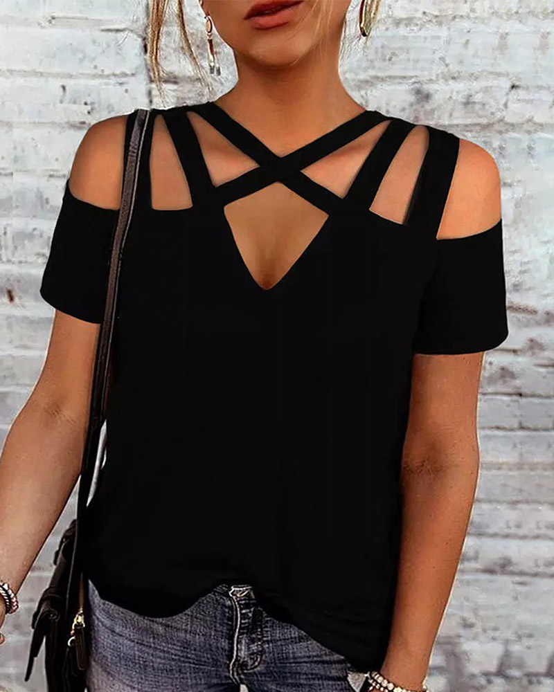 

Crisscross Cutout Cold Shoulder Top, Black