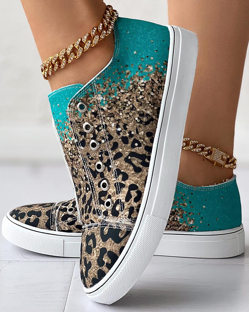 

Zapatillas deportivas de lona con ojales y estampado de leopardo en contraste, Leopard