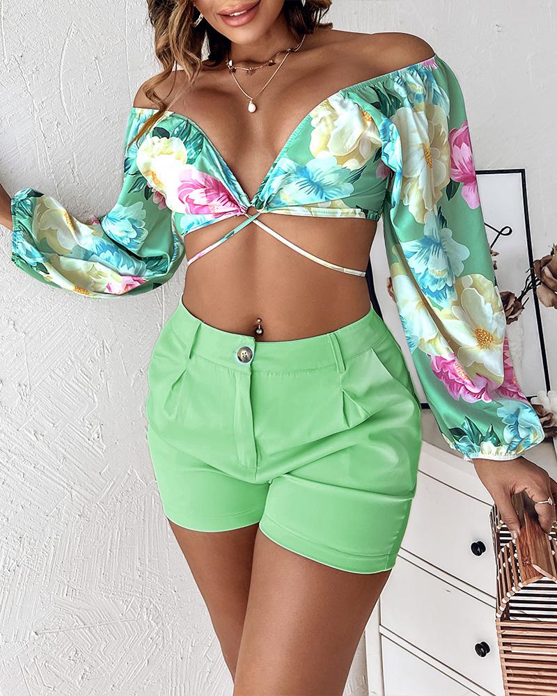 

Floral Print Tied Detail Crop Top & Shorts Set, Multicolor