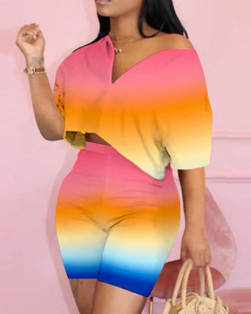 

Ombre V-Neck Crop Top & Shorts Set, Multicolor