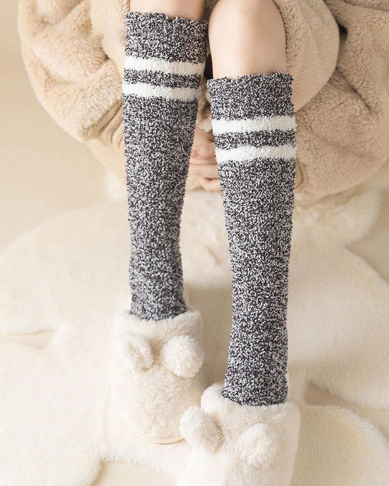 

1Pair Contrast Paneled Over The Calf Fluffy Tube Socks, Black