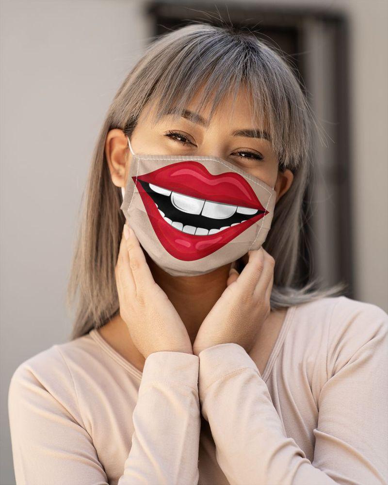 

Lip Print Colorblock Breathable Face Mask, Nude