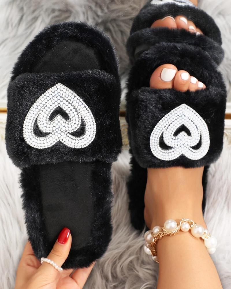 

Hollow Out Heart Pattern Fuzzy Slippers, Black