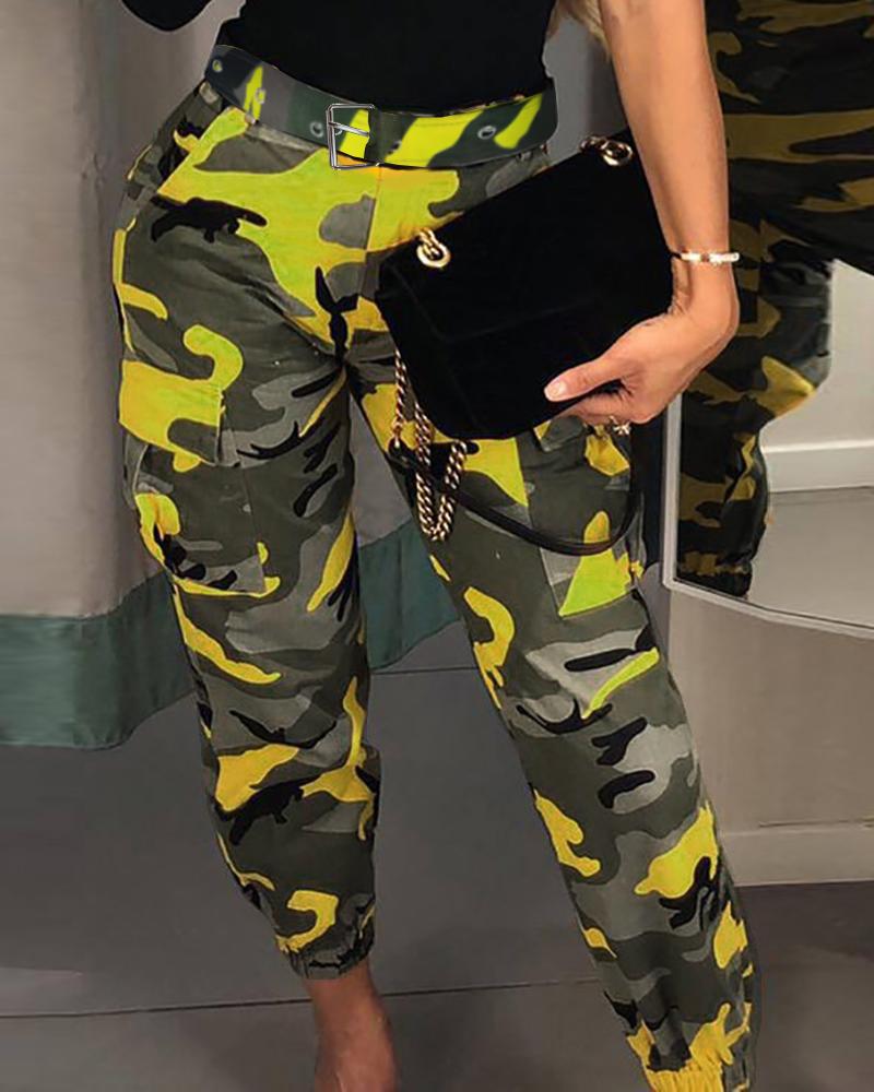 

Pocket Design Camouflage Cuffed Pants, Yellow