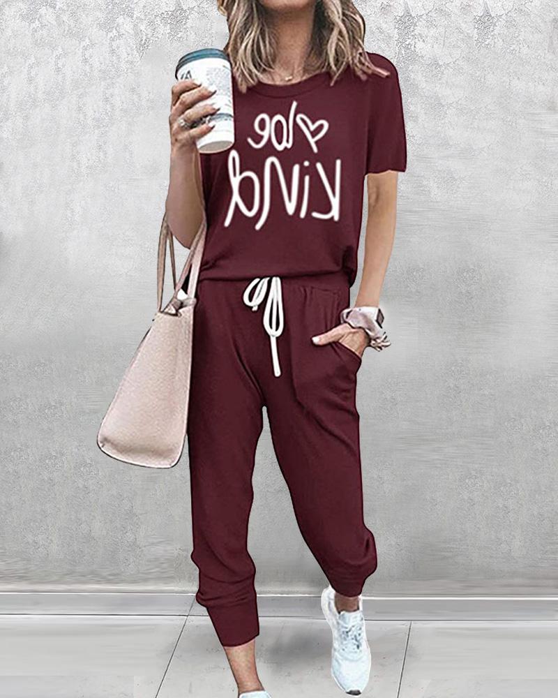 

Letter Print Short Sleeve Loose T-shirts With Pants Suit Sets, Red