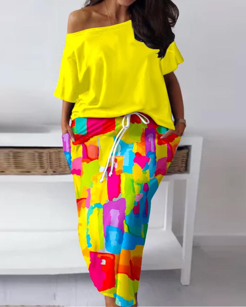 

Plus Size Cold Shoulder Top & Melting Colors All Over Print Drawstring Skirt Set, Yellow