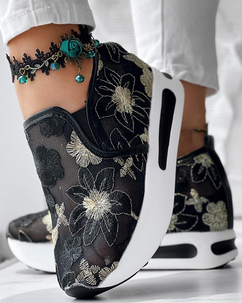 

Tênis de malha com bico redondo com padrão floral, Black