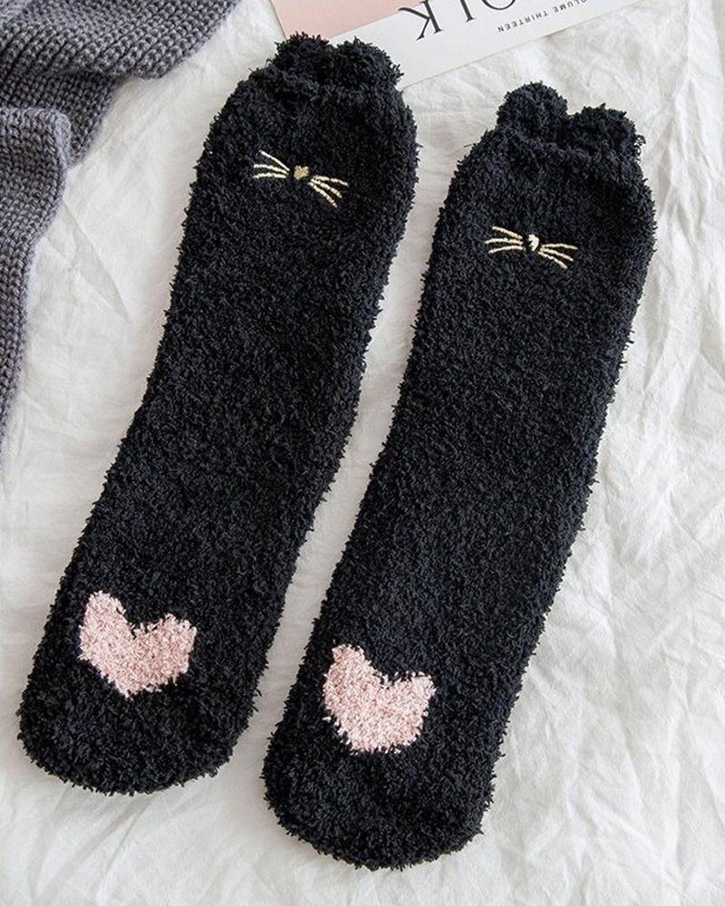 

1Pair Bear Ears Heart Pattern Fuzzy Thermal Socks, Black