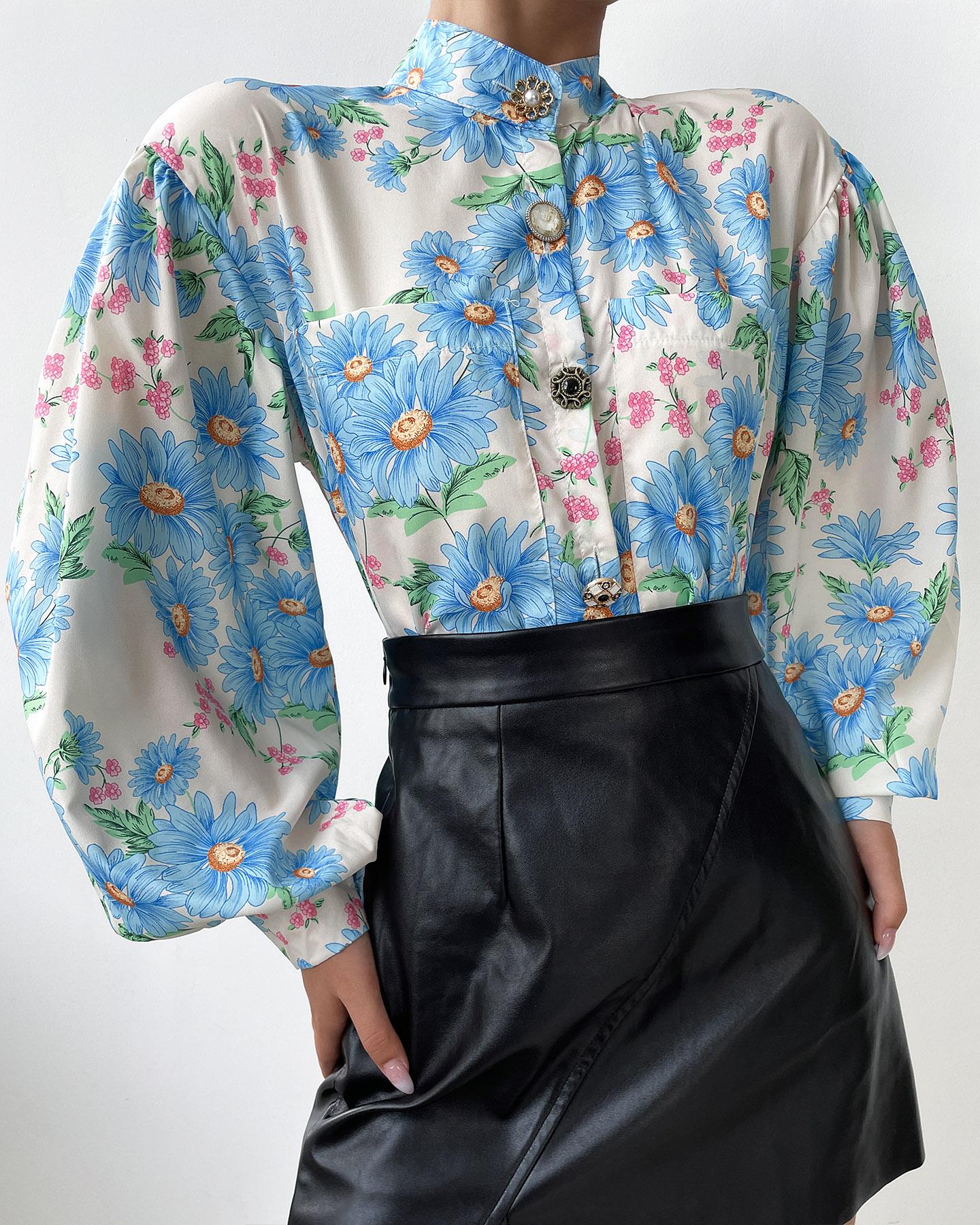 

Floral Print Buttoned Lantern Sleeve Top, Blue
