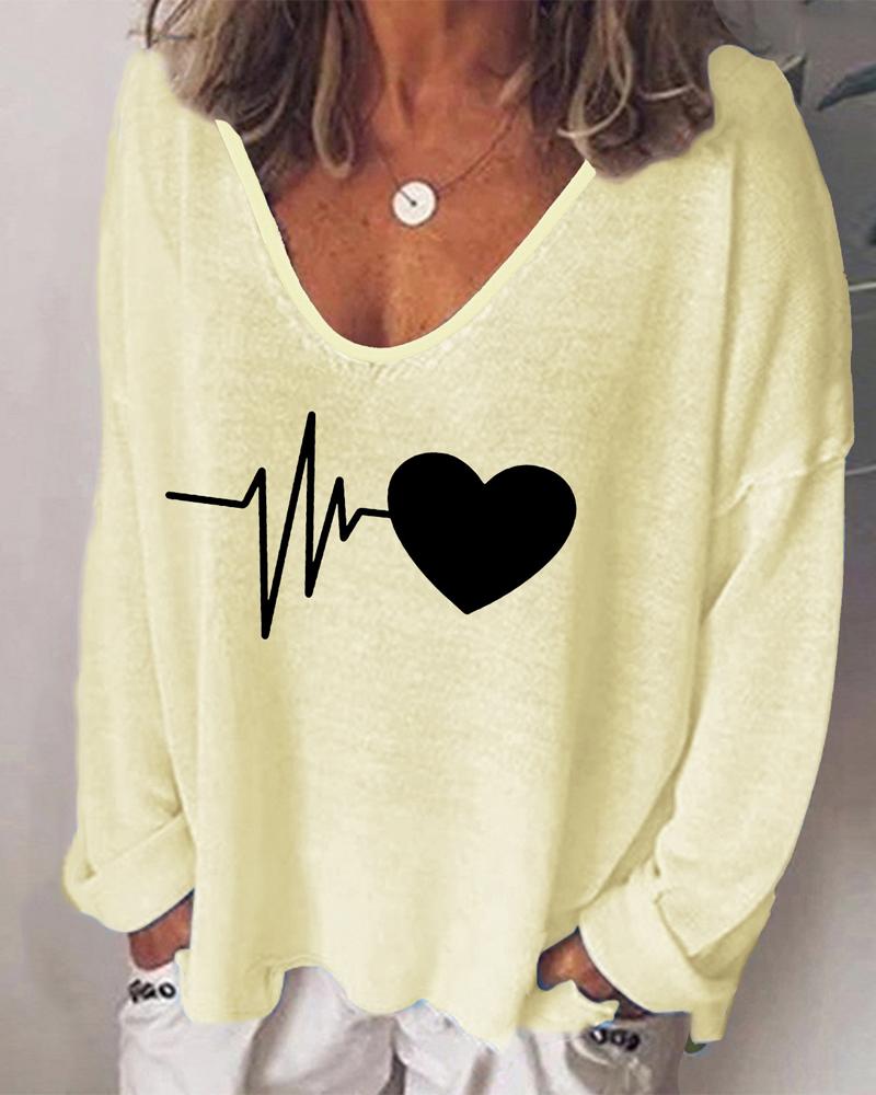 

Plus Size Heart Print V-Neck Long Sleeve Top, Yellow