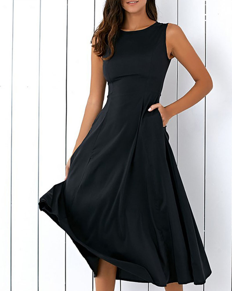 Sleeveless Pocket Detail Plain Midi Dress