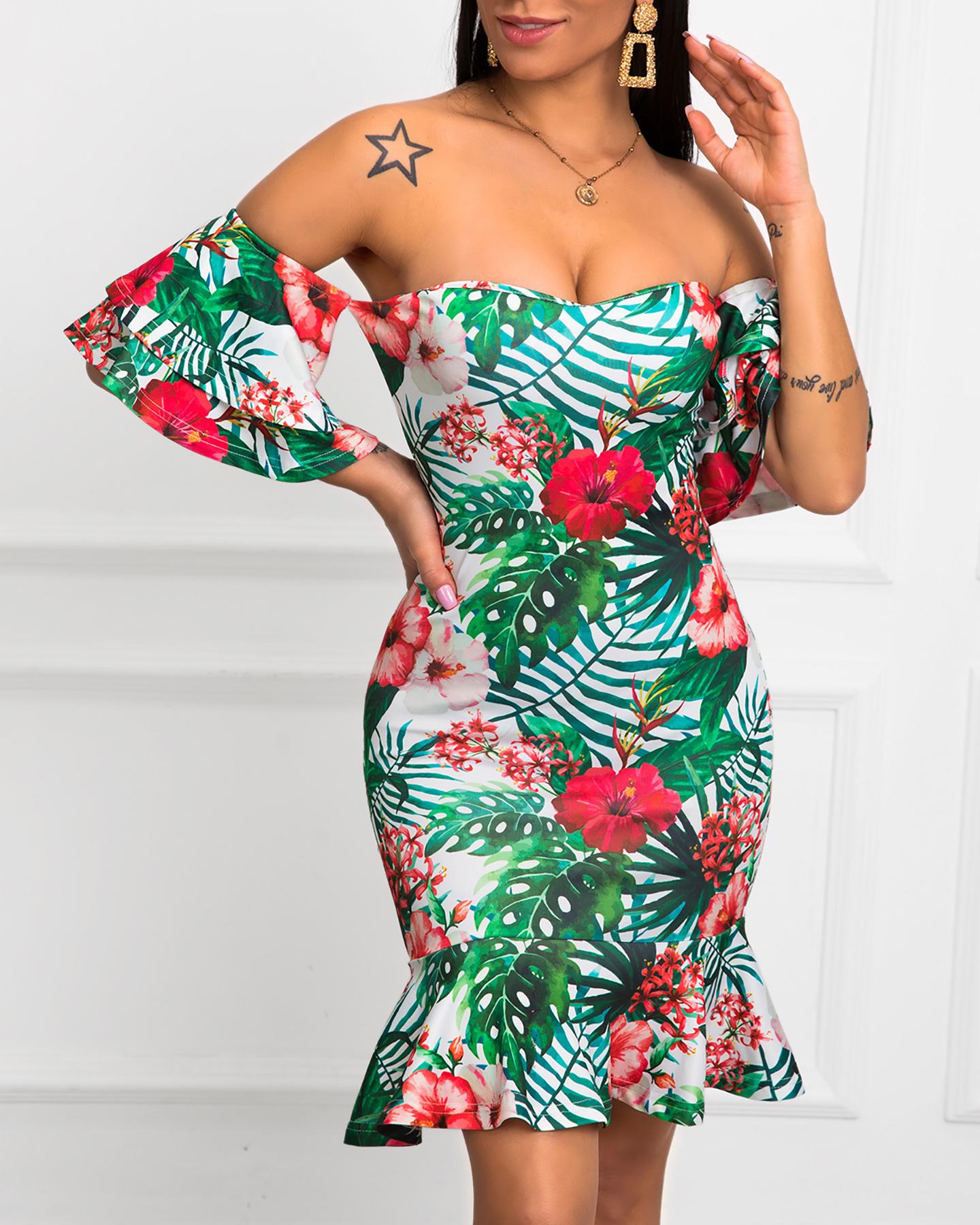 

Off Shoulder Tropical Print Ruffles Dress, Multicolor