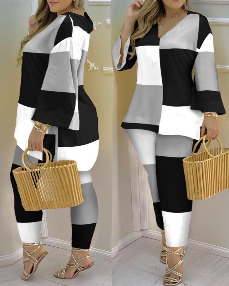 

Plus Size Geometric Print Bell Sleeve Top & Pants Set, Blackwhite