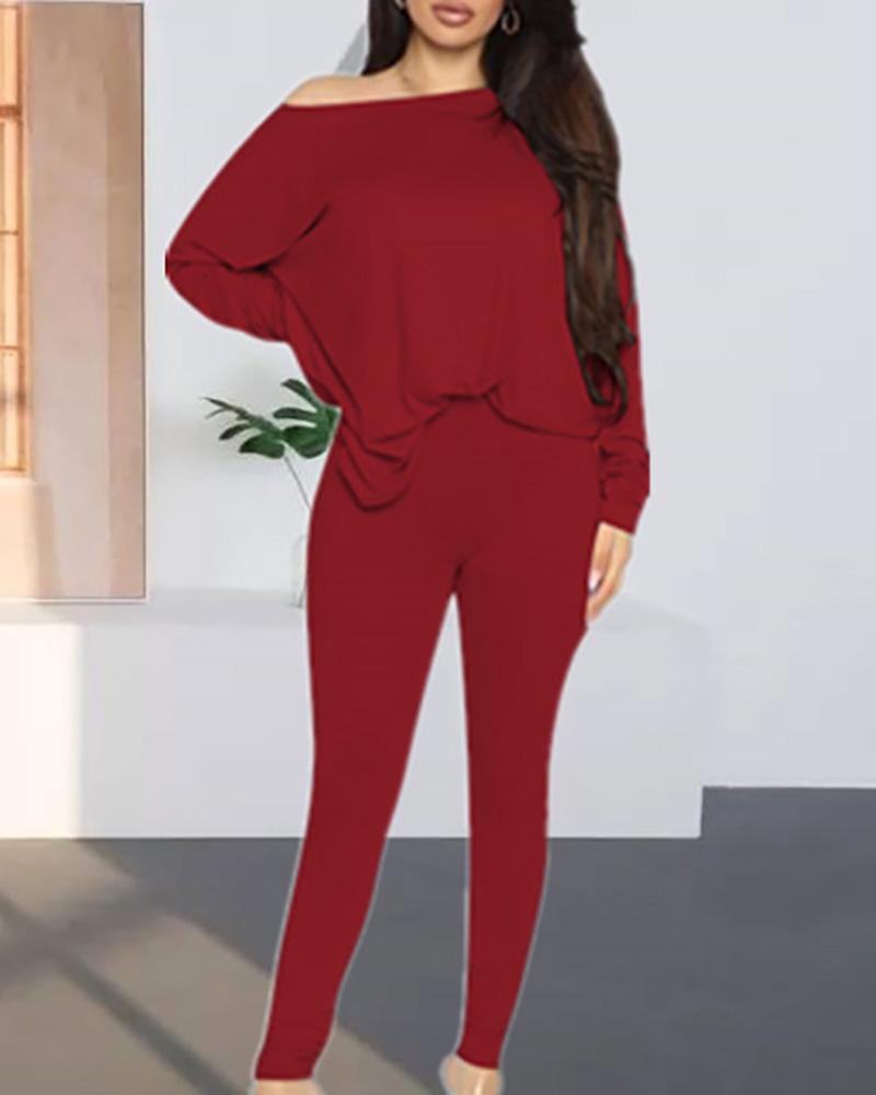 

Off Shoulder Twisted Back Top & Pants Set, Red