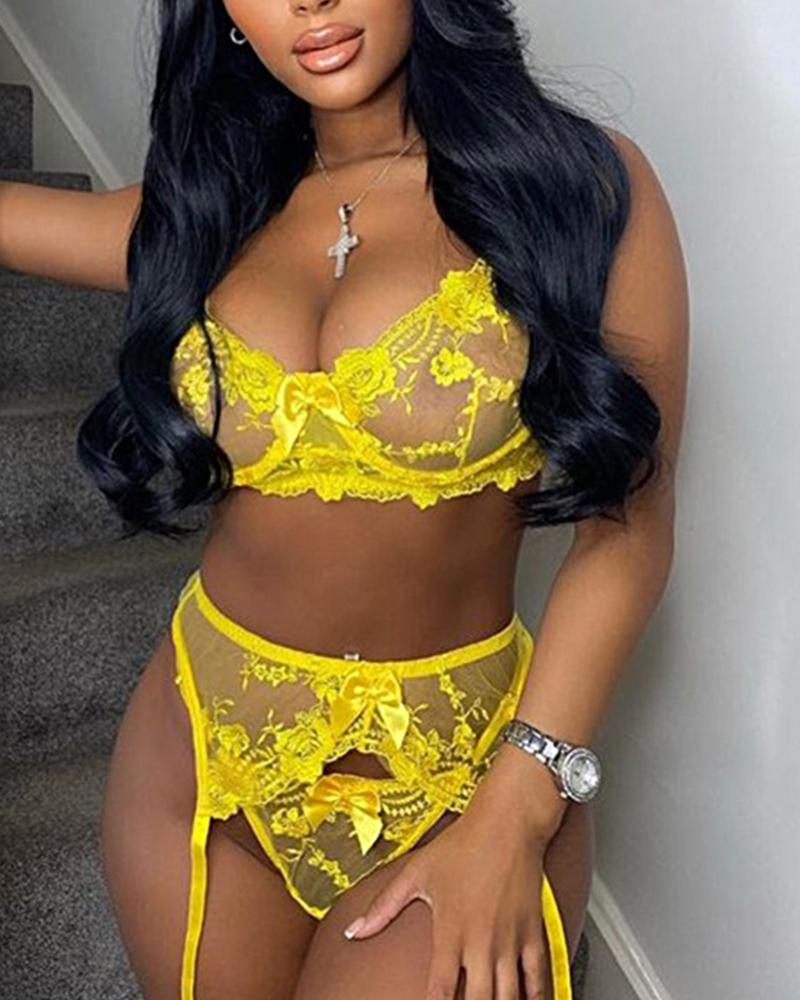 

Sexy See-through Splicing Floral Embroidery Sling 3-PC Bra Sets, Yellow
