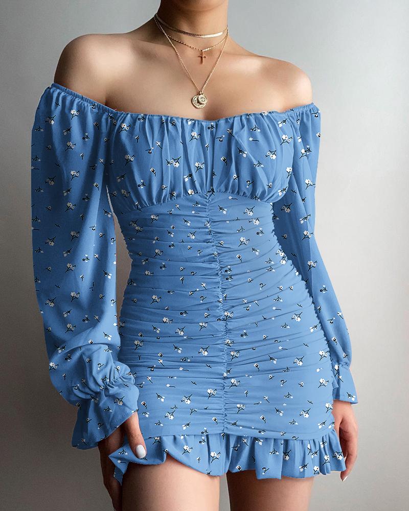 

Daisy Print Off Shoulder Ruched Bell Sleeve Ruffles Dress, Blue