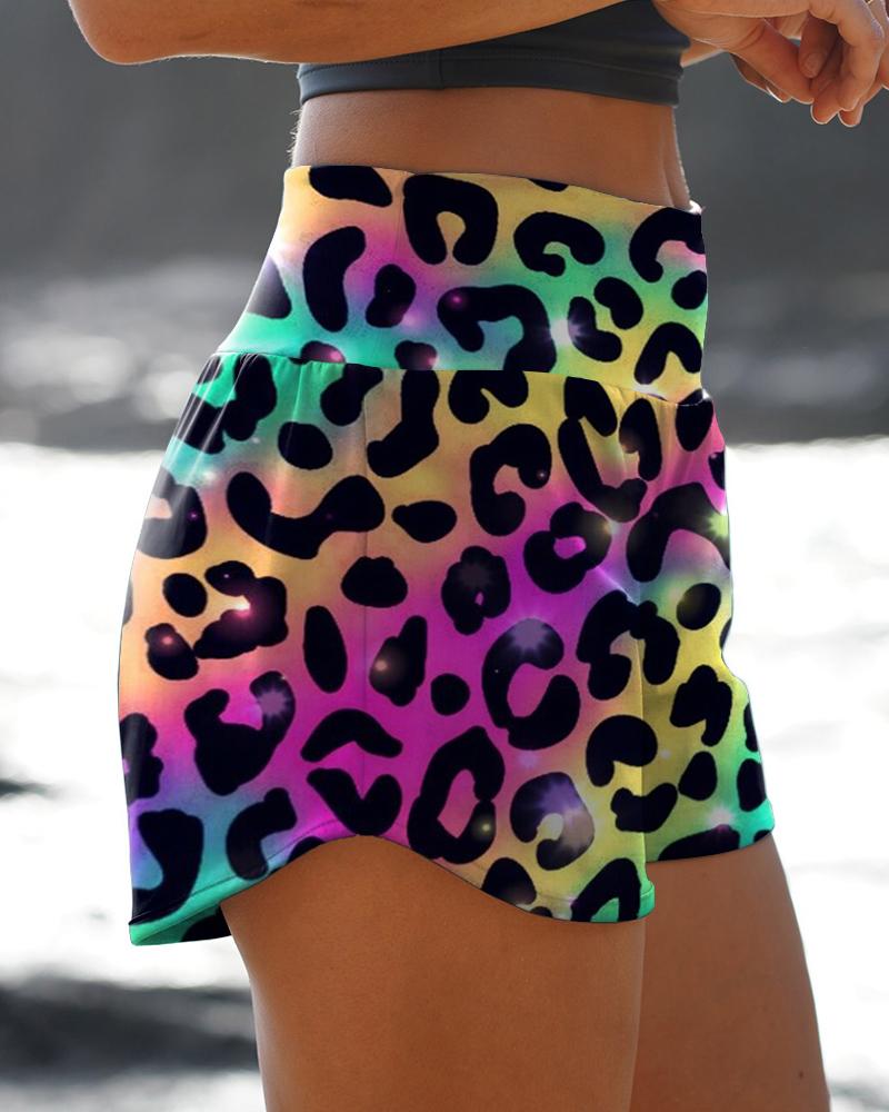 Shorts deportivos con abertura delgada de leopardo multicolor