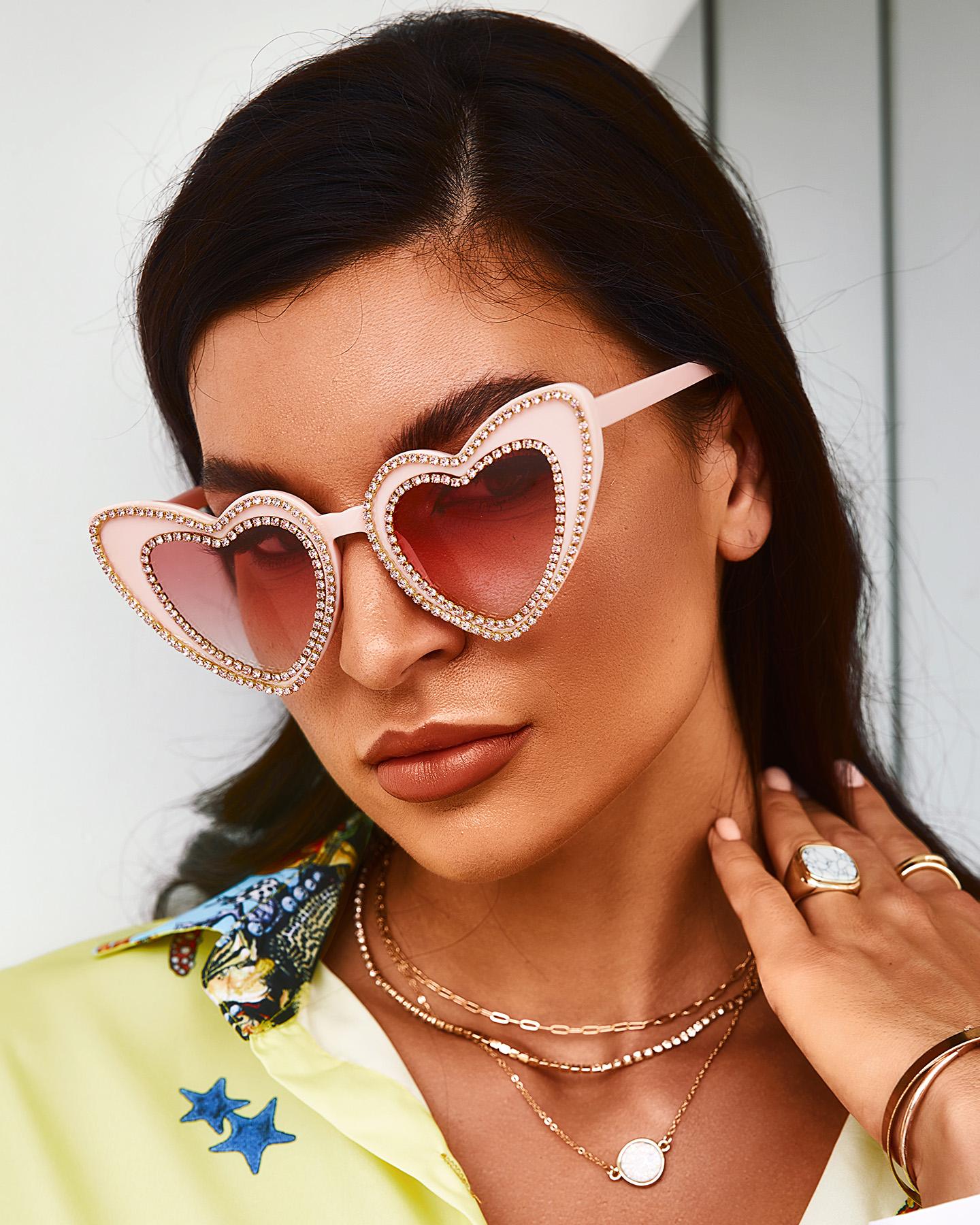 

1Pair Heart Shaped Studded Decor Tinted Lens Sunglasses, Pink