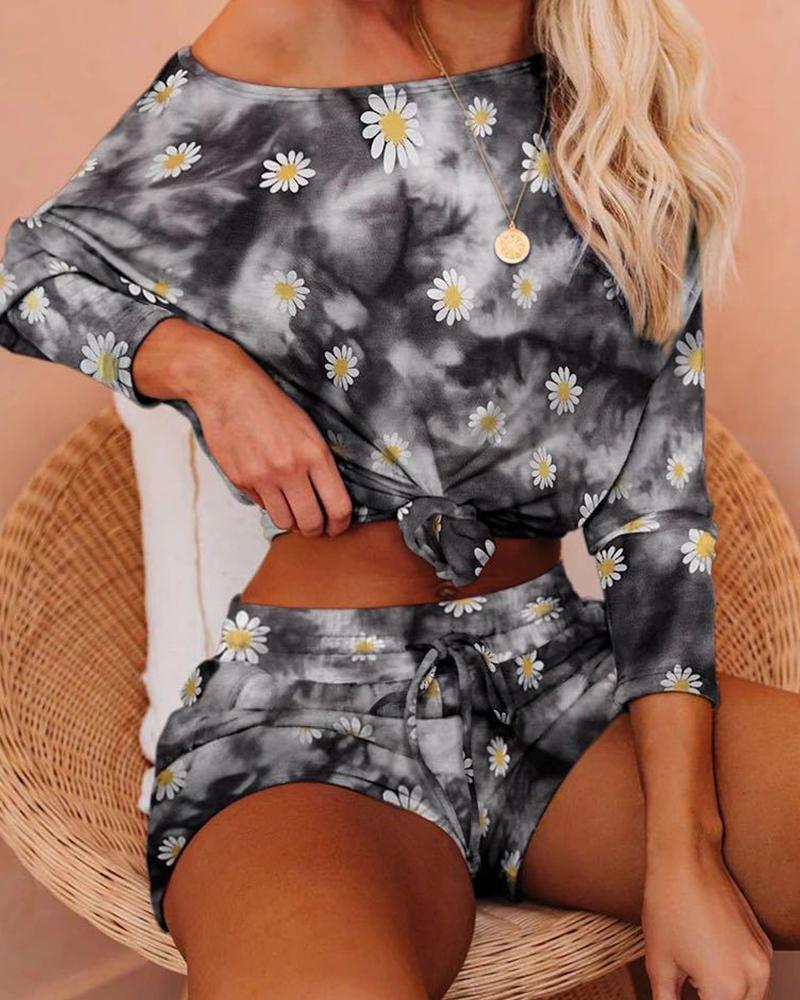 

Daisy Print T-shirt Shorts Homewear Sets, Gray