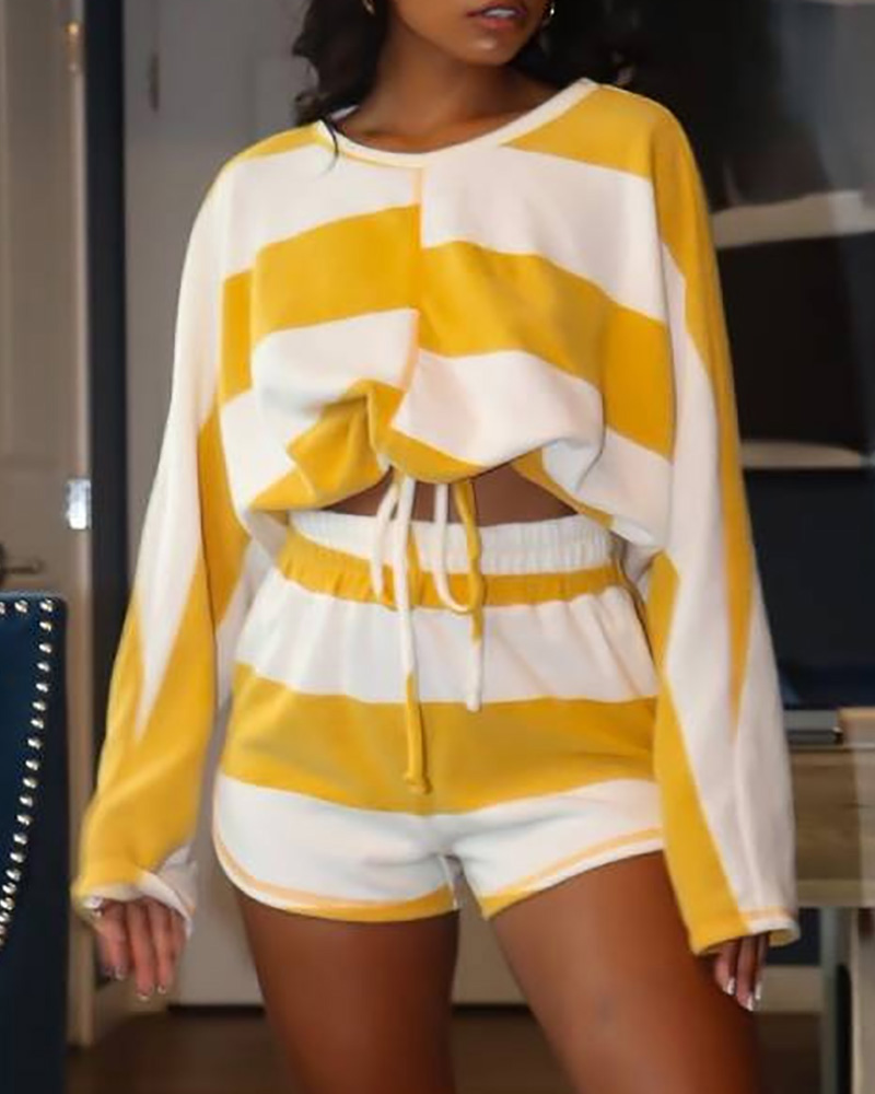 

Colorblock Drawstring Long Sleeve Top & Shorts Sets, Yellow
