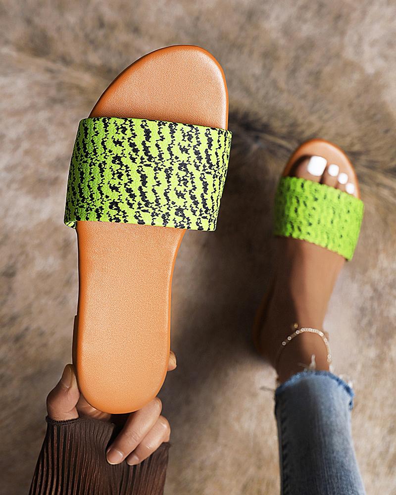 

Patterns Print Round-toe Open-toe Flat Sandals, Green