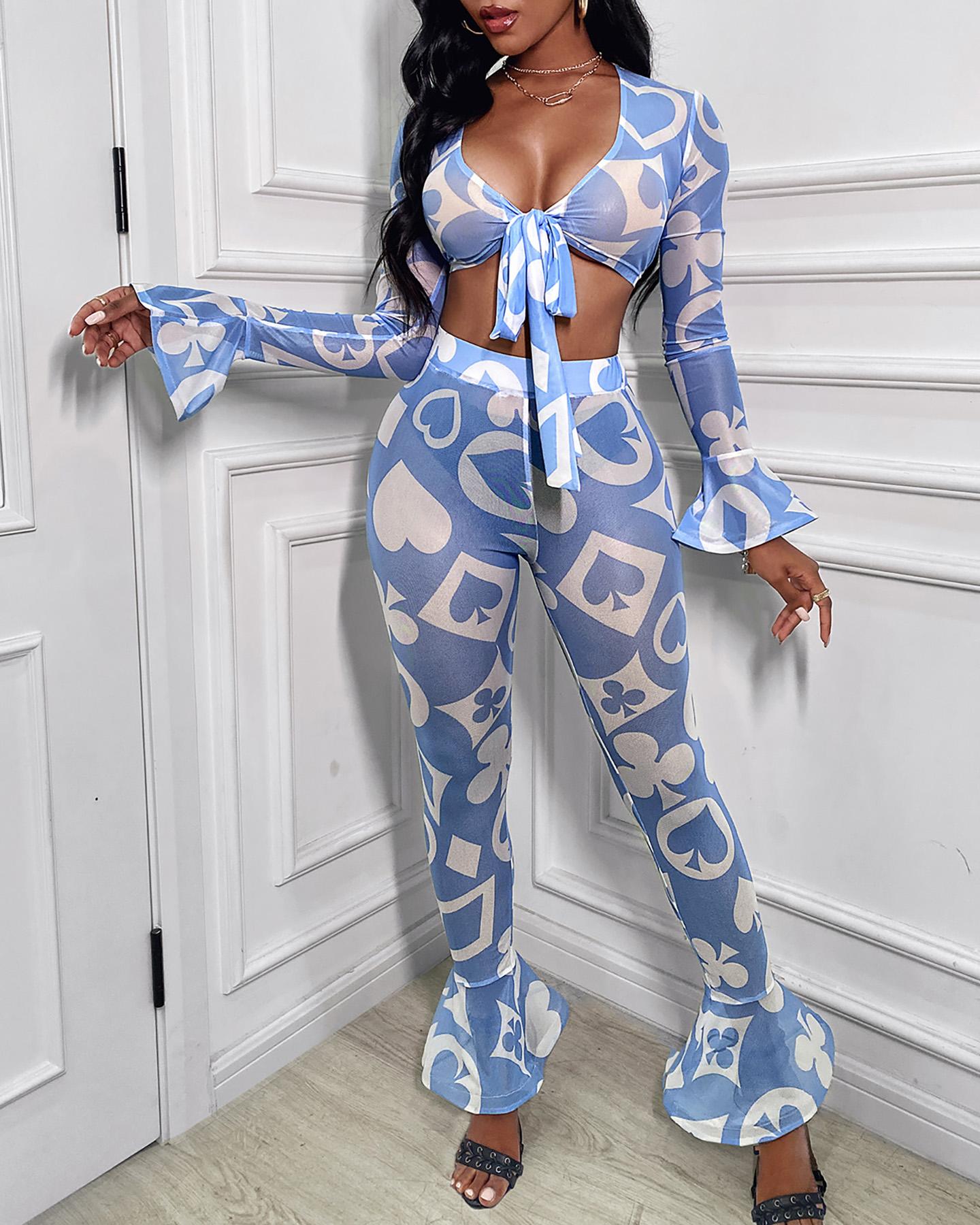 

Poker Print Bell Sleeve Crop Top & Bootcut Pants Set, Blue