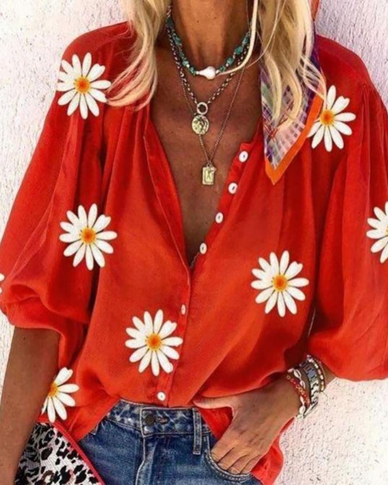 

Daisy / Butterfly / Floral Print Button Design Top, Red