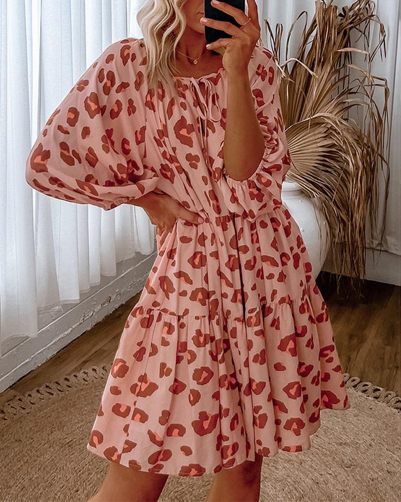 

Leopard Print Ruffle Hem Casual Dress, Pink