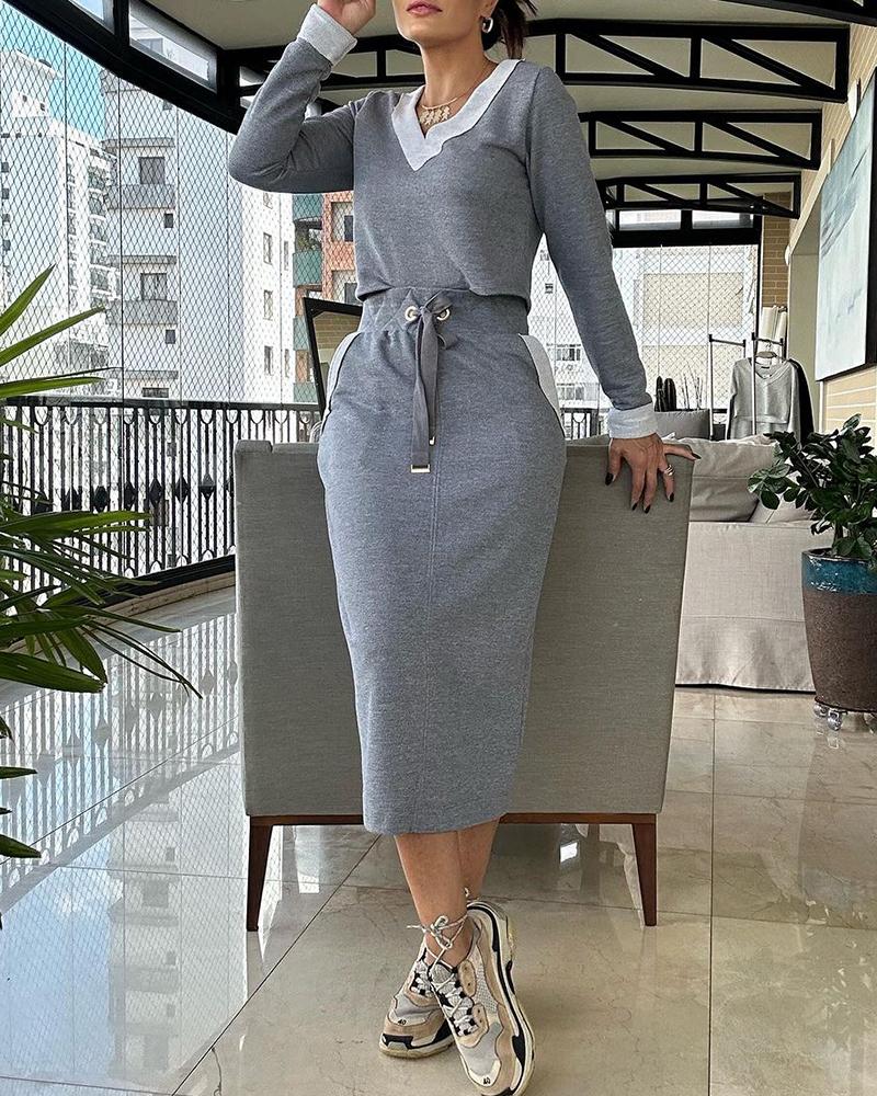 

Contrast Paneled V-Neck Top & Drawstring Skirt Set, Gray