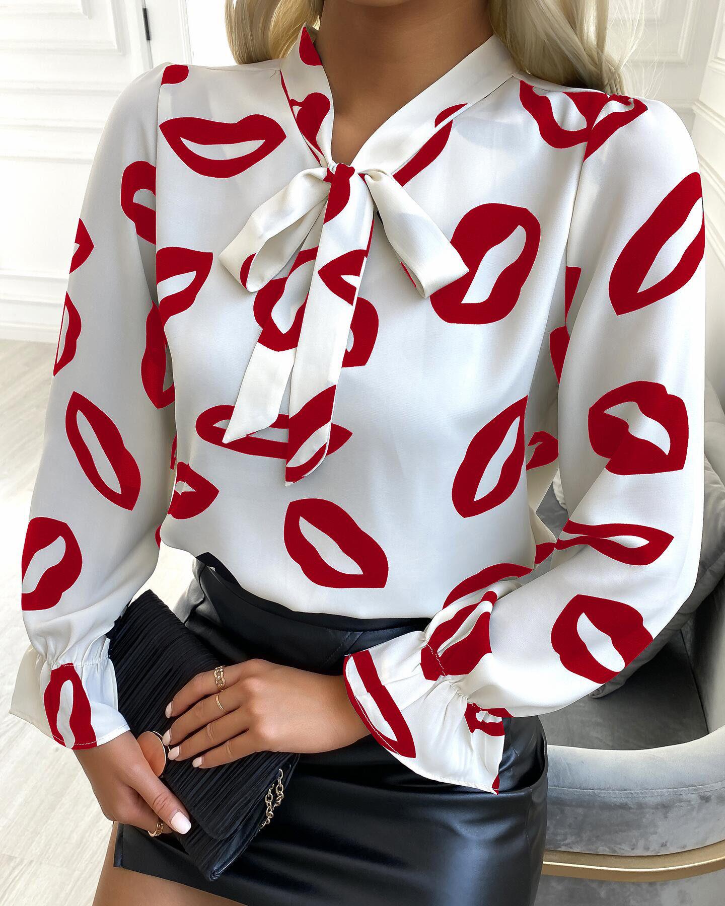 

Lip Print Tie Front Puff Sleeve Top, Red
