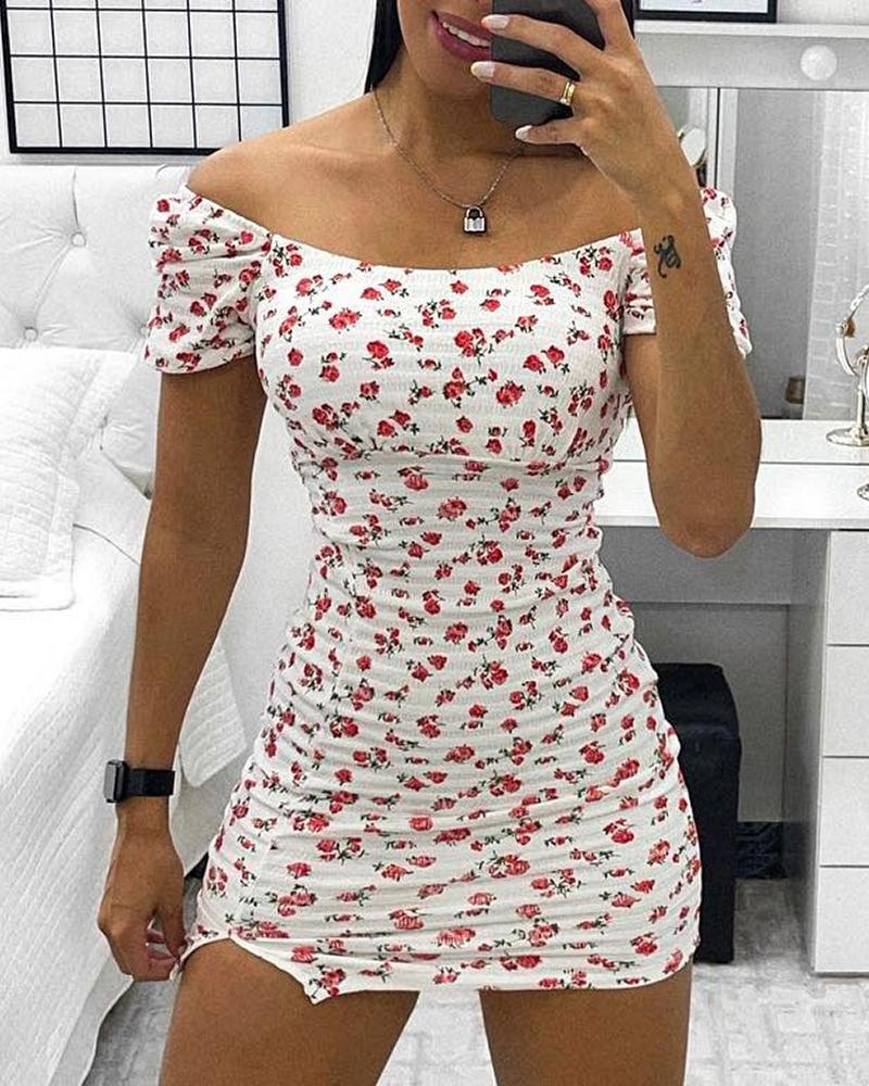 

Ruched Backless Lace-up Floral Print Bodyocn Dress, White