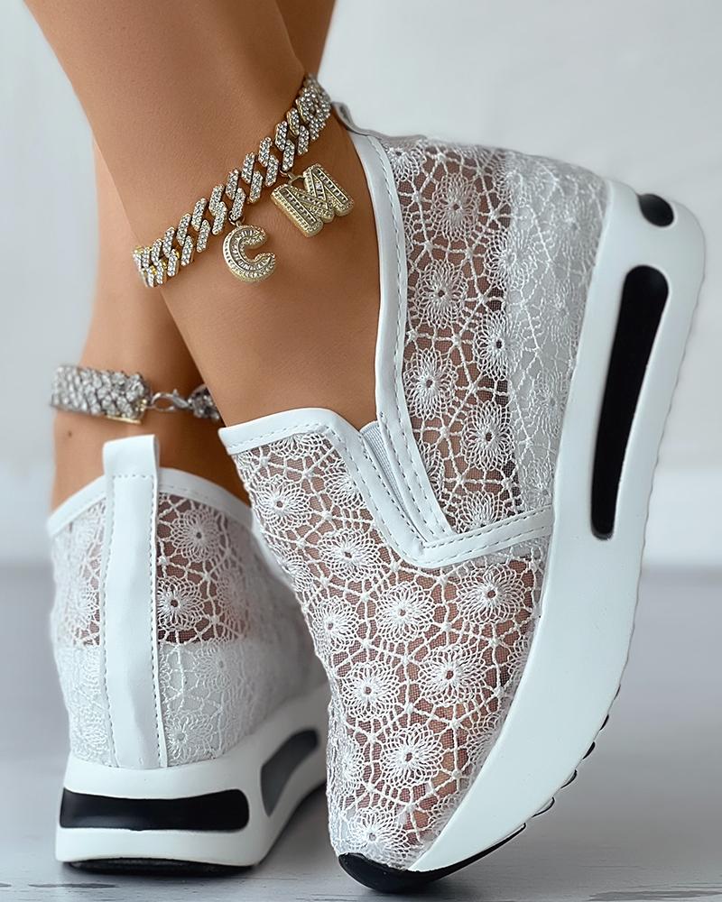

Breathable Mesh Muffin Slip On Sneakers, White