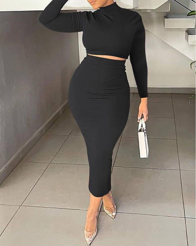 

Long Sleeve Crop Top & High Waist Skirt Set, Black