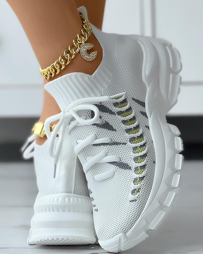 

Lace-up Breathable Muffin Sneakers, White