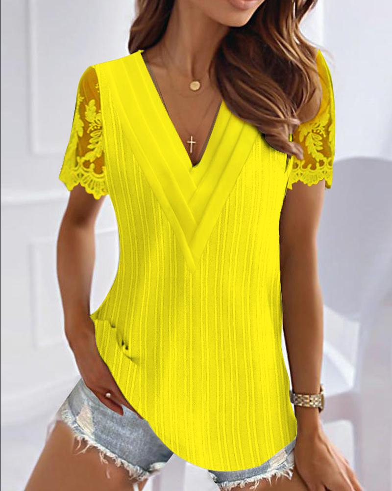 

Lace Patch Short Sleeve Ruched Top, Yellow