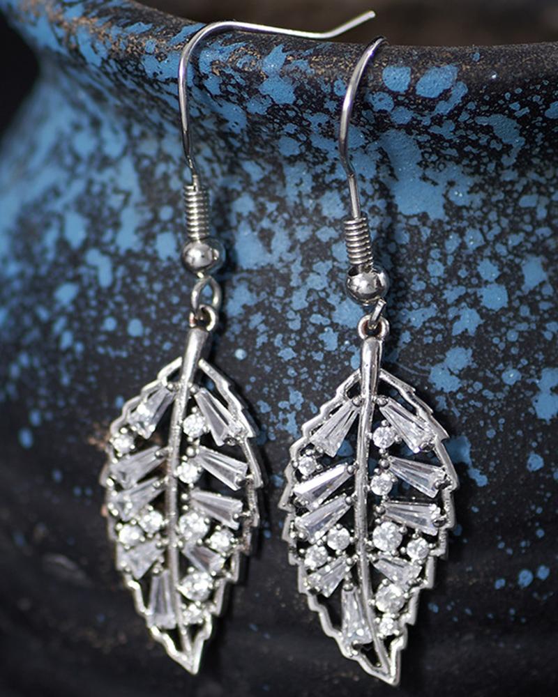 

1Pair Leaf Shaped Hollow Out Hook Earrings, Silver