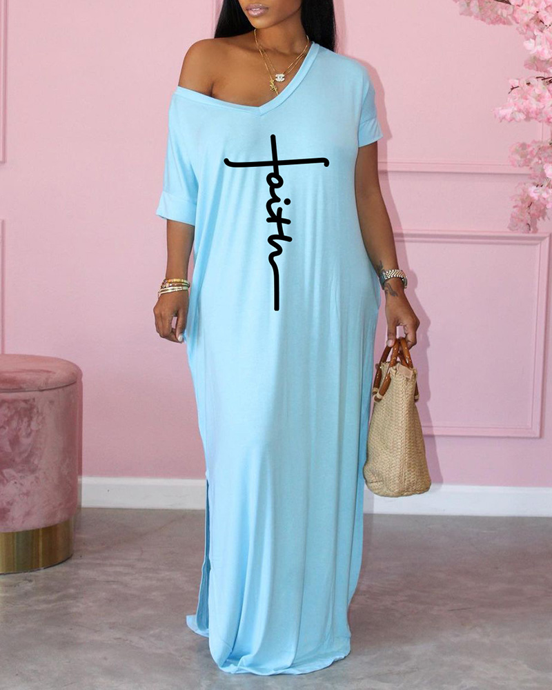 

Letter Print Split Hem Casual Dress, Lighted blue