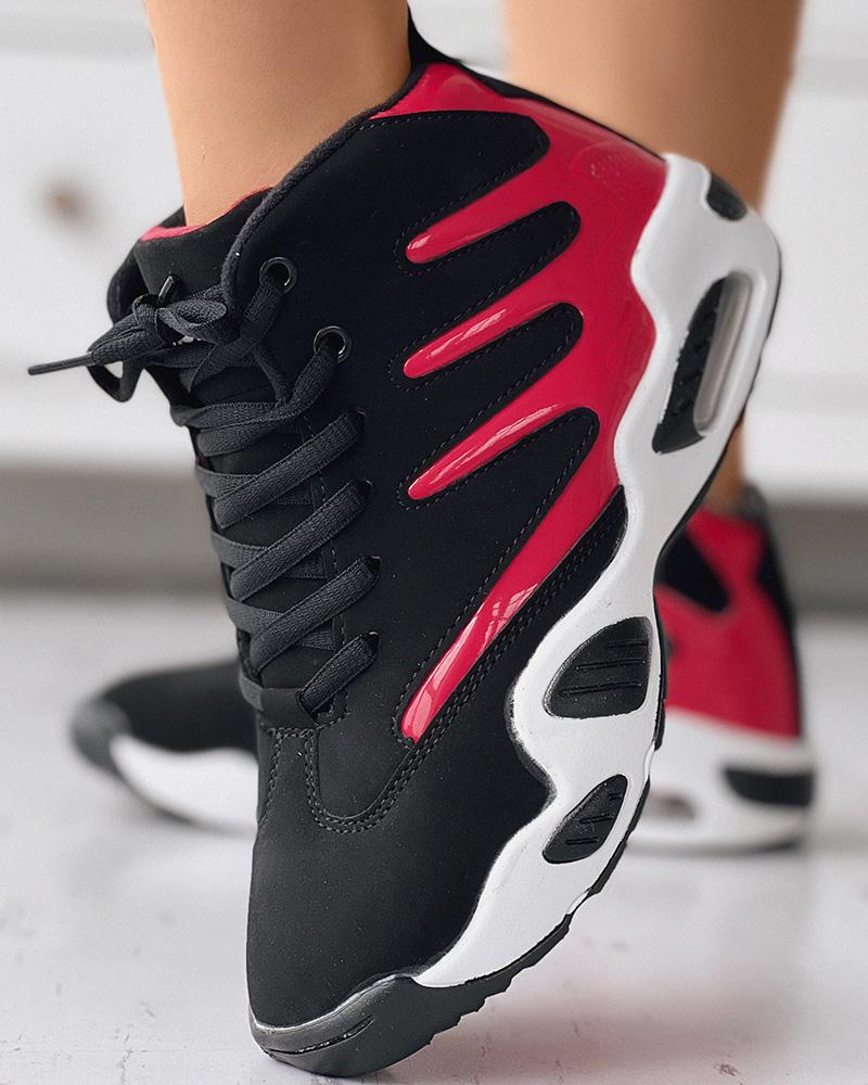 

Contrast Paneled Lace-up Sneakers, Black&red