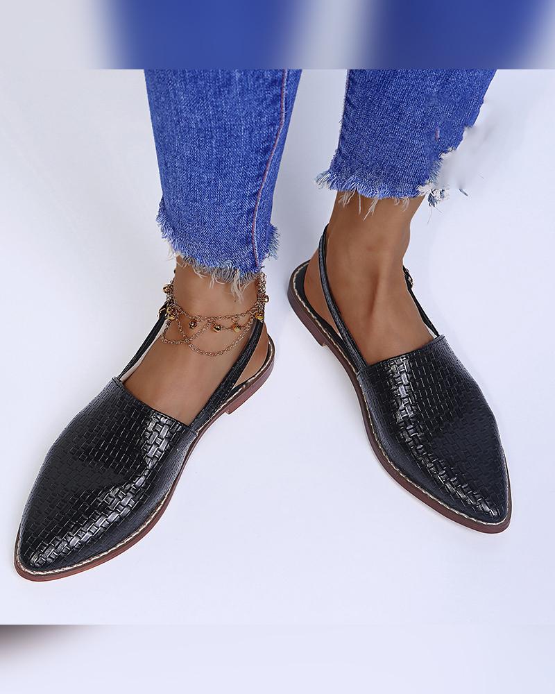 

Pointed-toe Solid Color Weave Buckle Flat Slip-on, Black