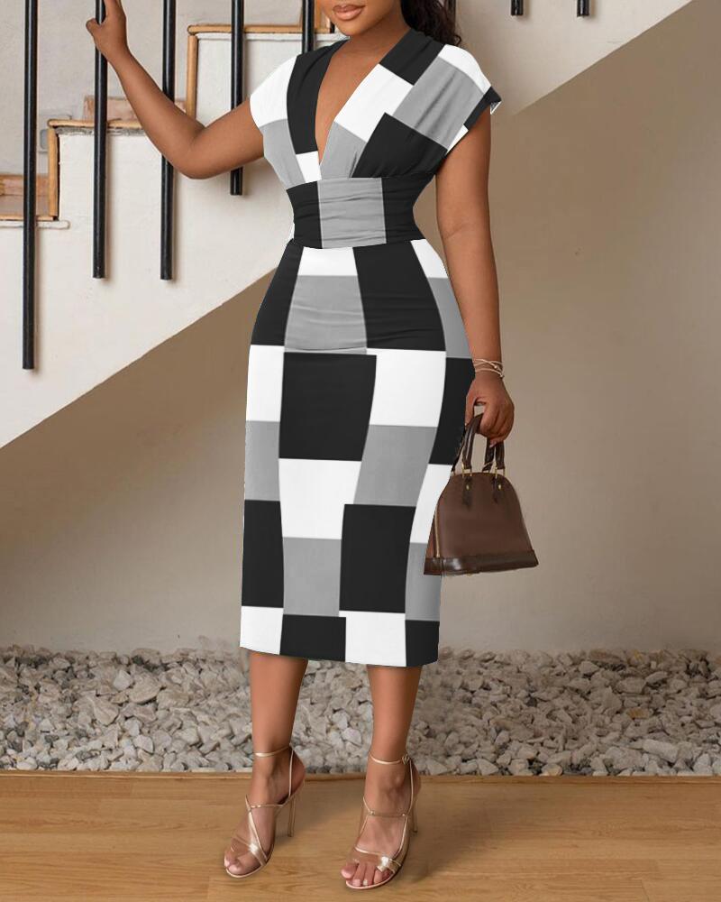 

Geometric Print Colorblock Cap Sleeve Midi Dress, Gray