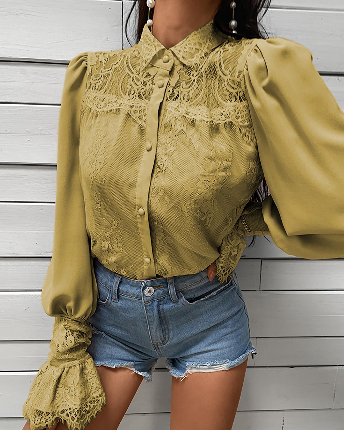 

Lace Patchwork Puff Sleeve Buttoned Blouse, Yellow