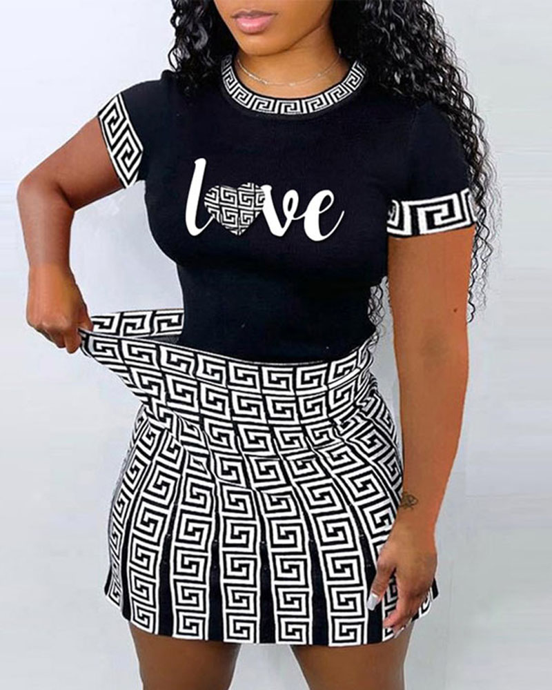 

Love Heart Geometric Print Short Sleeve Top & Skirt Set, Black