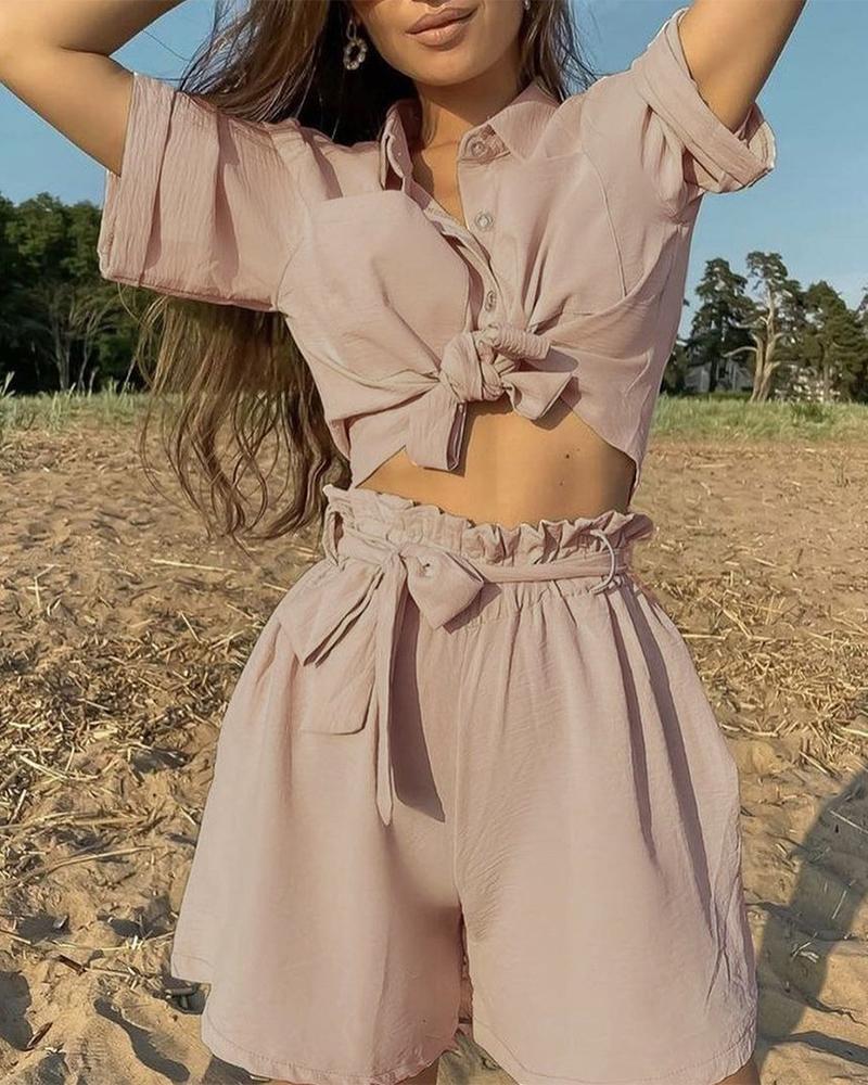 

Solid Color Lace-up Short Sleeve T-shirt With Short Pants Suit Sets, Khaki