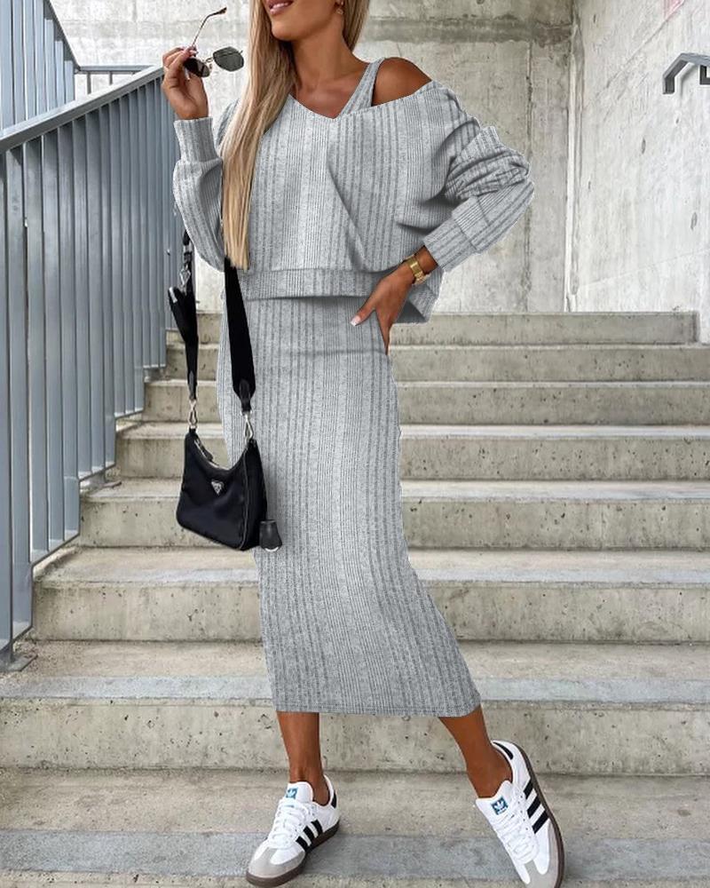

Sleeveless Dress & V-Neck Long Sleeve Top Set, Gray
