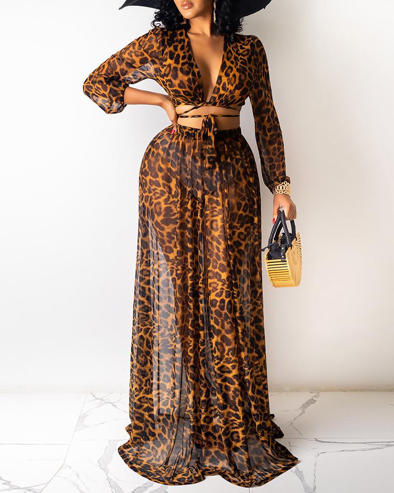 

Leopard Print Long Sleeve Top & Skirt Set