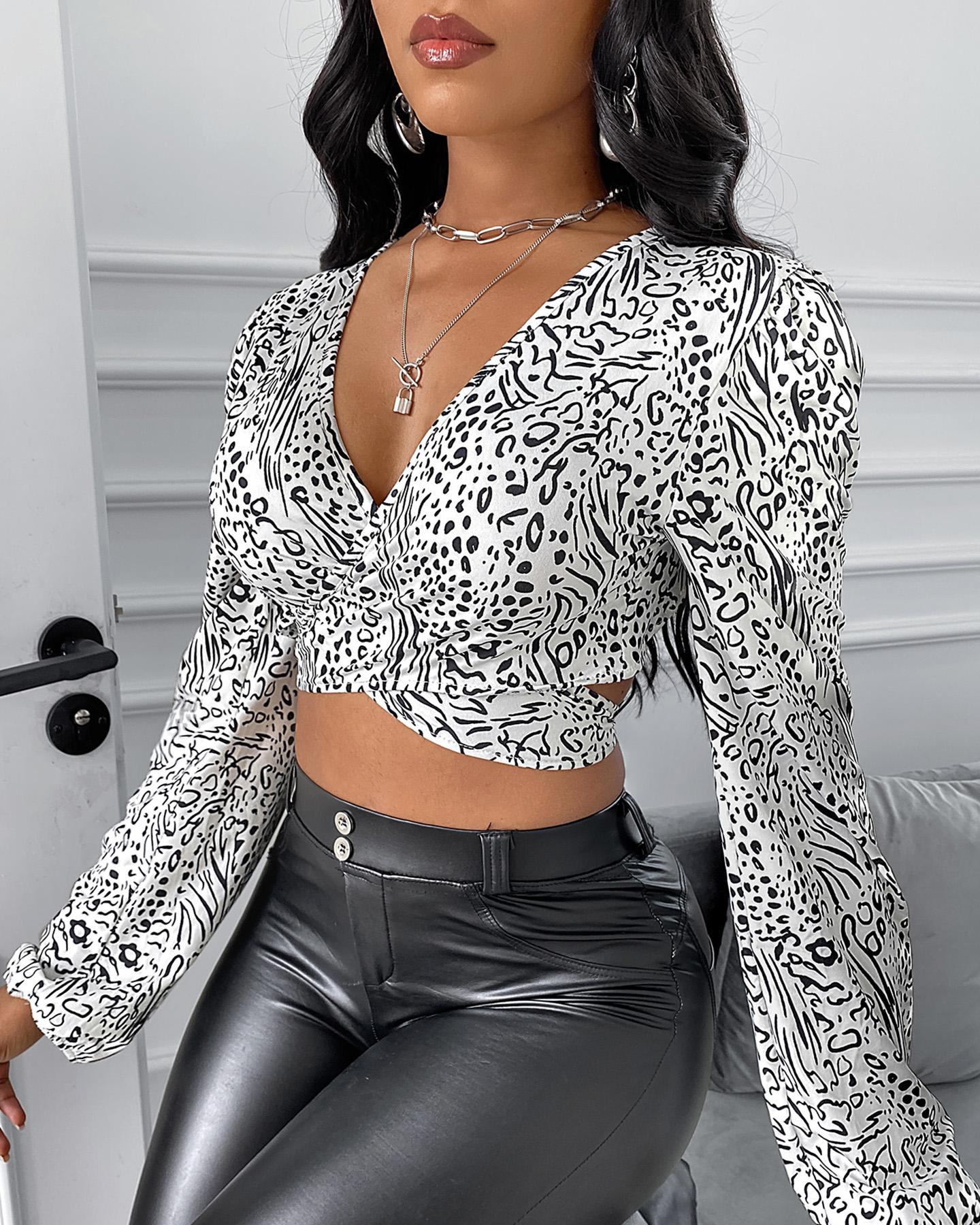 

Cheetah Print Backless Crop Top, White