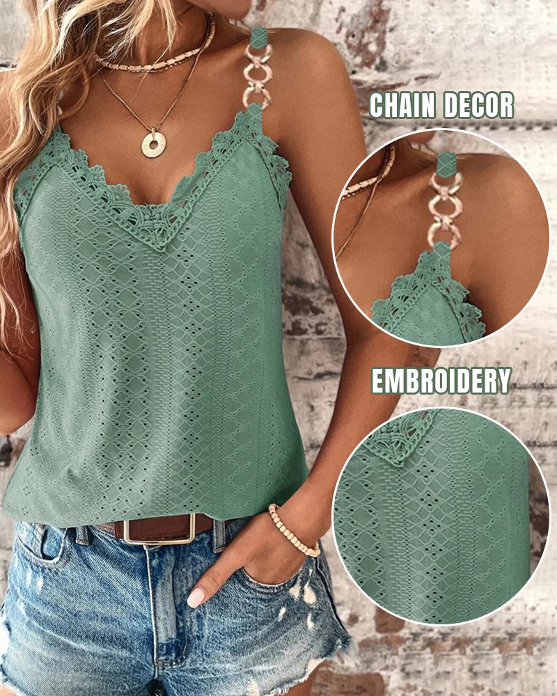 

Chain Decor Eyelet Embroidery Lace Patch Tank Top, Green